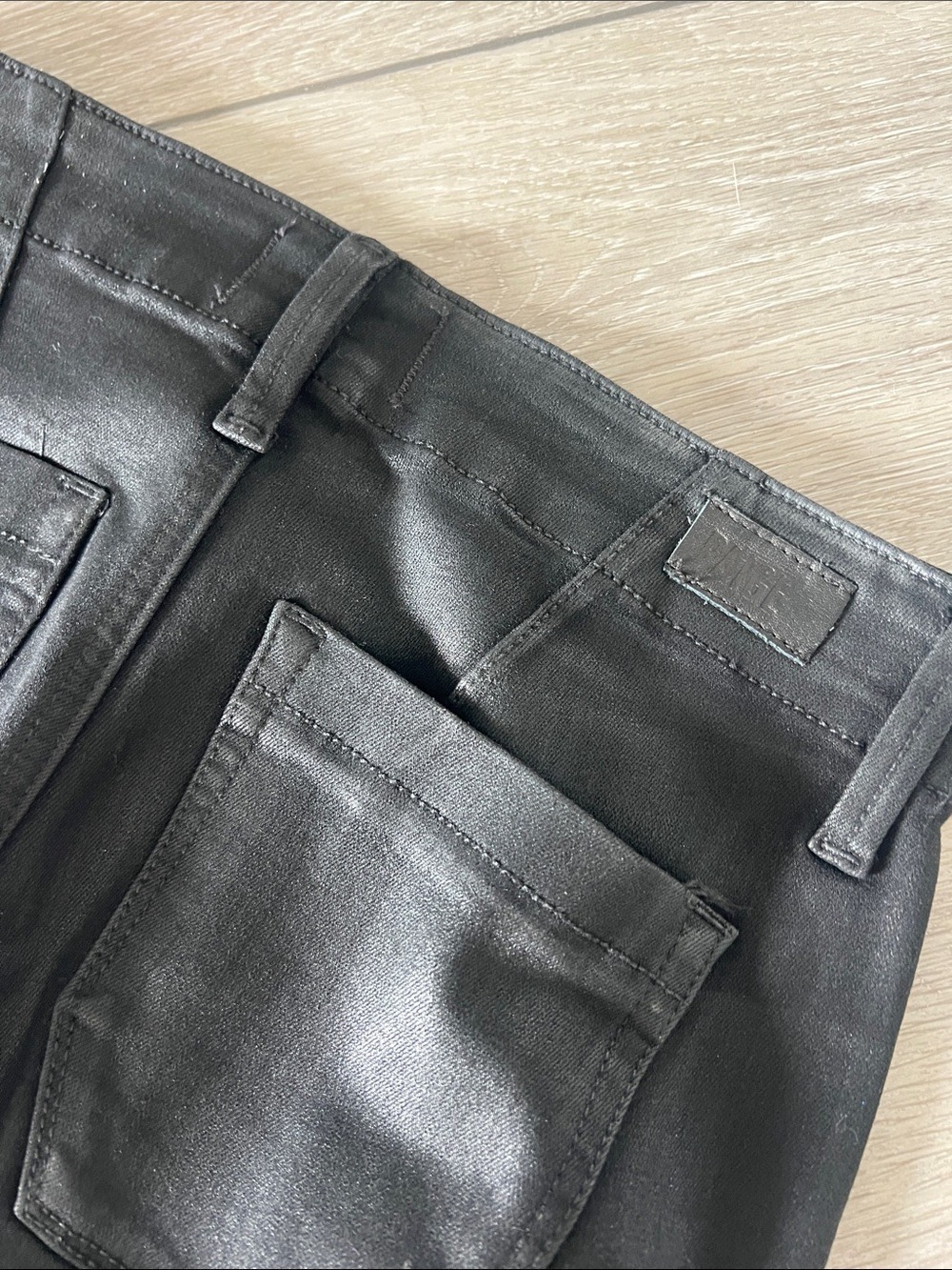 PAIGE anthropologie Black coated Jogger Jeans size 24 - Picture 10 of 11